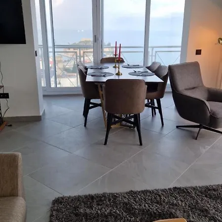 Luxury With Panorama Seaview In 120 M2 In Old Town Of קוסדסי